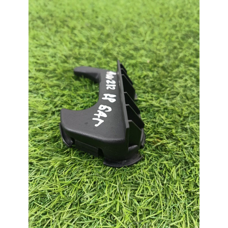 Обшивка крышки багажника (салон) Mercedes-Benz E-class w212 2013 2.2 CDI a2127570008