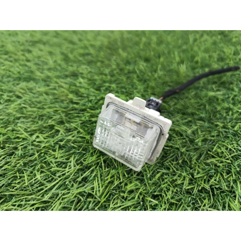 Плафон подсветки номера (оптика) Mercedes-Benz E-class w212 2013 2.2 CDI A2218200856