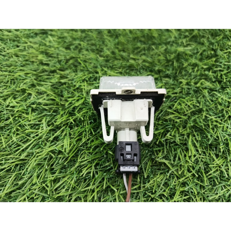 Плафон подсветки номера (оптика) Mercedes-Benz E-class w212 2013 2.2 CDI A2218200856