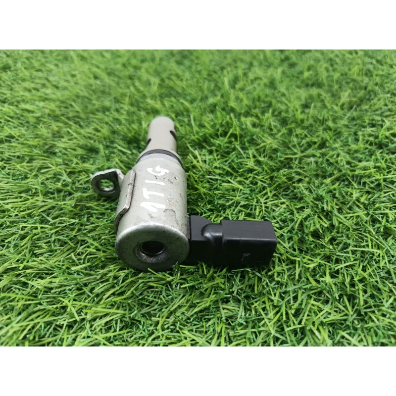 Клапан фазорегулятора (электрика двигателя) Volkswagen Tiguan 5N 2011 1.4 CAVA 03c906455a