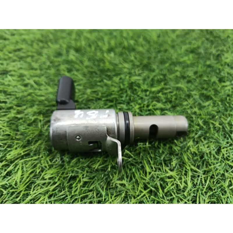 Клапан фазорегулятора (электрика двигателя) Volkswagen Tiguan 5N 2011 1.4 CAVA 03c906455a