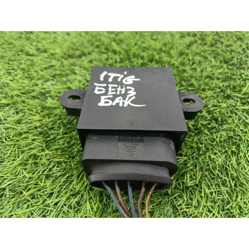 Блок управления топливным насосом (электрика / блок управления) Volkswagen Tiguan 5N 2011 1.4 CAVA 5n0201320a