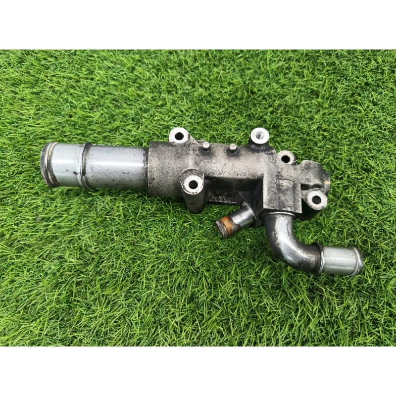 Фланец (система охлаждения) Chevrolet Captiva C140 2011 2.2 D (z22d1) 25183414