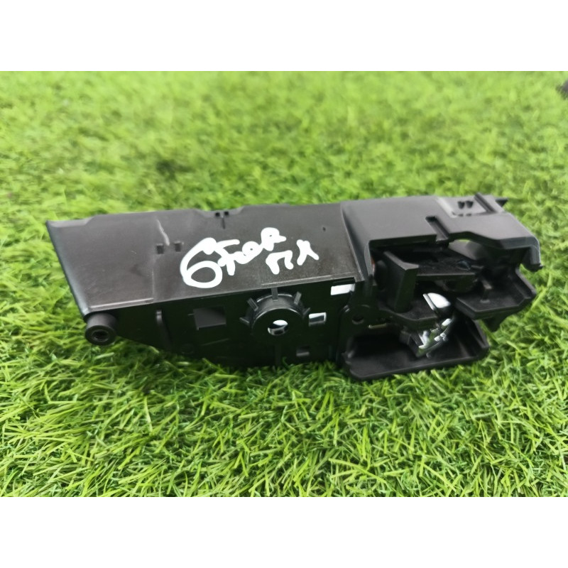 Ручка дверей внутрішня (салон) Subaru Forester SK 2020 2.5 61051SJ130TP