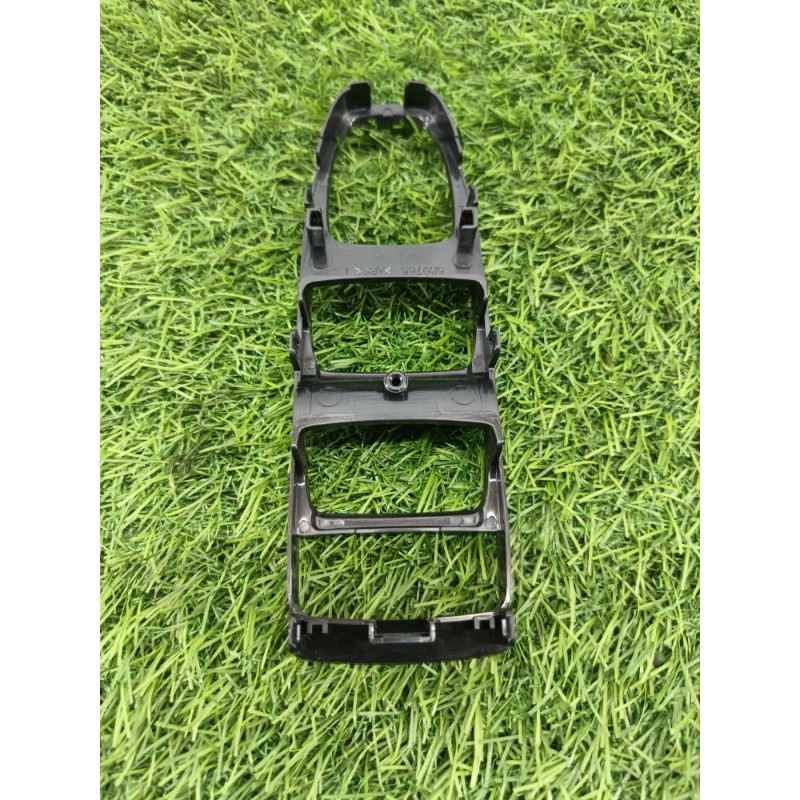 Накладка кнопок склопідйомника (салон) Subaru Forester SK 2020 2.5 589765