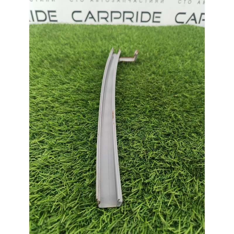 Направляющая стекла двери (кузов и элементы) Subaru Forester SK 2020 2.5 61240SJ0109P