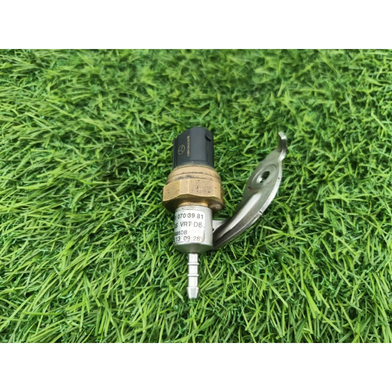 Датчик давления топлива (электрика / датчики) Mercedes-Benz E-class w212 2013 2.2 CDI a0045421618