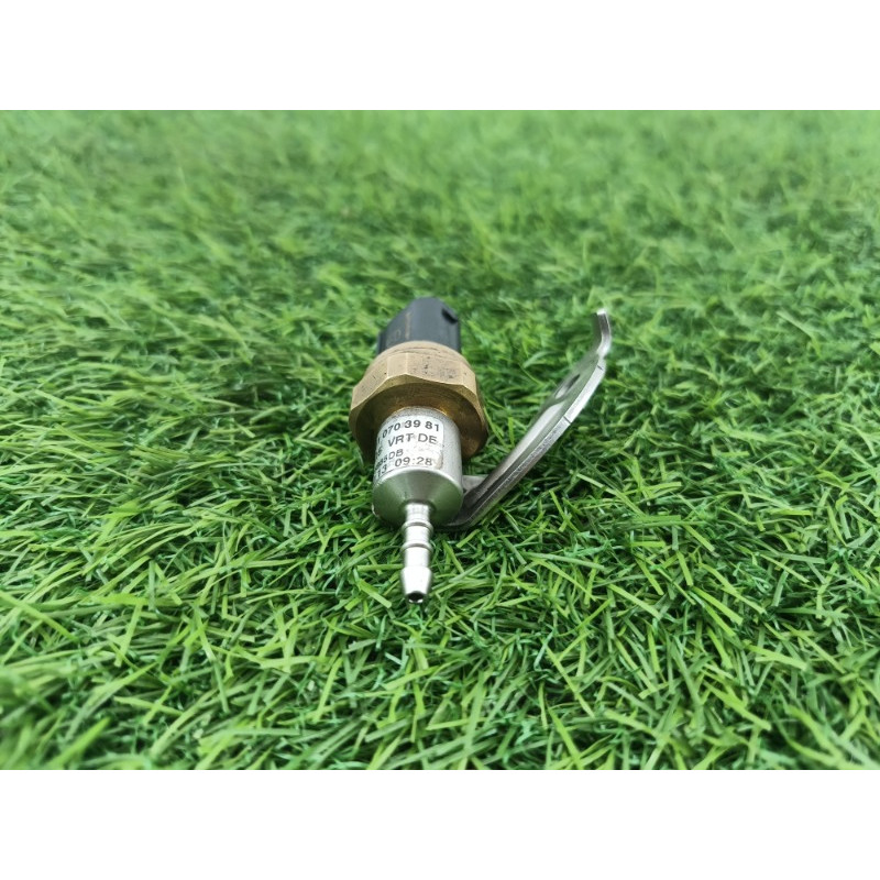 Датчик давления топлива (электрика / датчики) Mercedes-Benz E-class w212 2013 2.2 CDI a0045421618