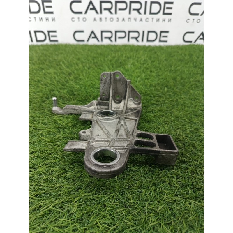 Кронштейн корпуса воздушного фильтра (кронштейны двигателя) Mercedes-Benz E-class w212 2013 2.2 CDI A6510902241