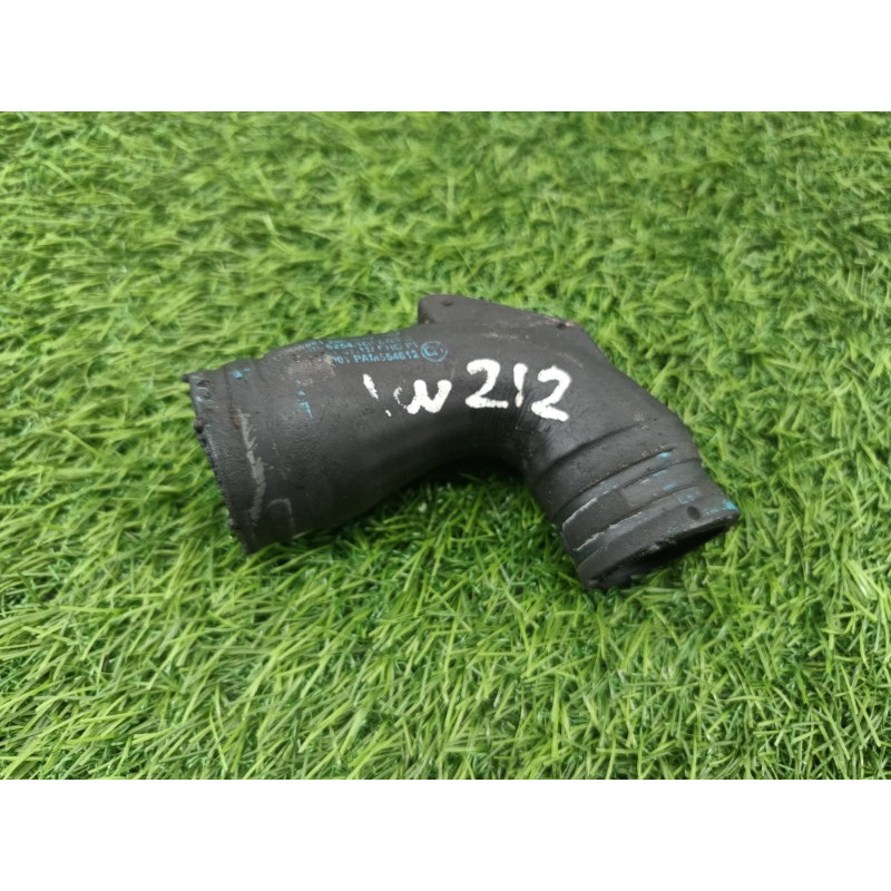 Патрубок (система охлаждения) Mercedes-Benz E-class w212 2013 2.2 CDI a6512000682