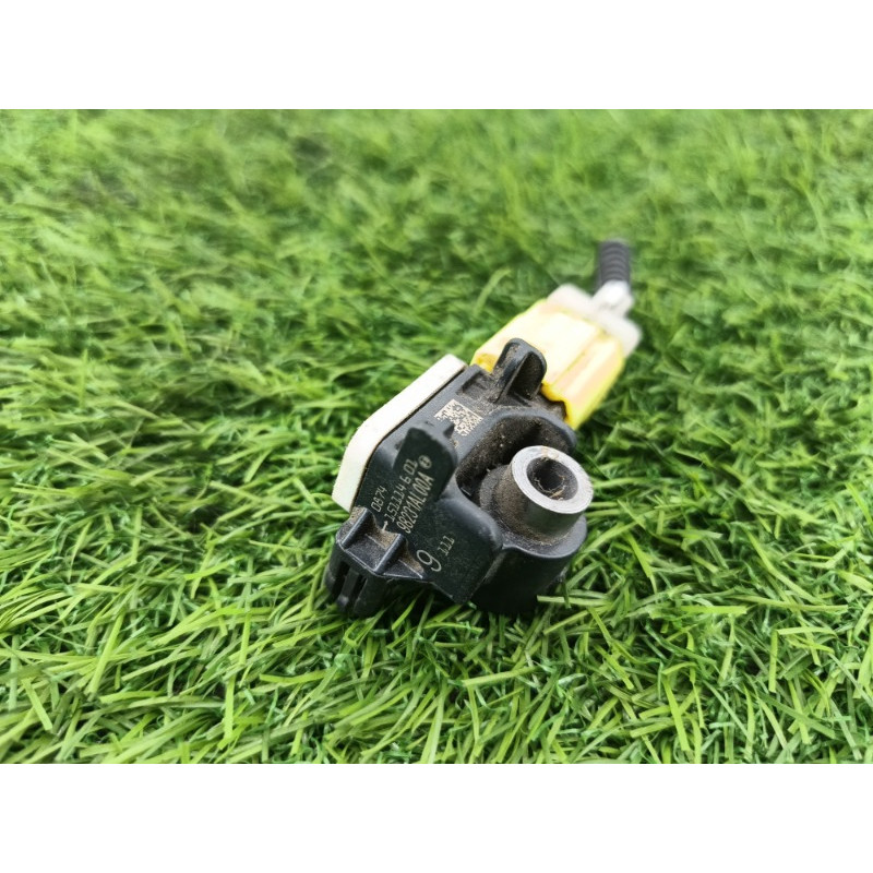 Датчик удара (электрика / датчики) Subaru Legacy BN 2016 2.5 98237AL00A