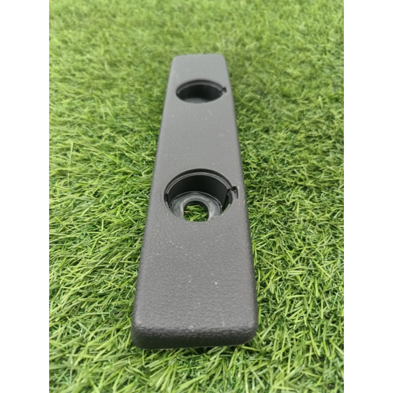 Накладка сидения (салон) Volkswagen Tiguan 5N 2011 1.4 CAVA 5n0885749