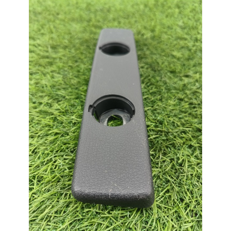 Накладка сидения (салон) Volkswagen Tiguan 5N 2011 1.4 CAVA 5n0885749