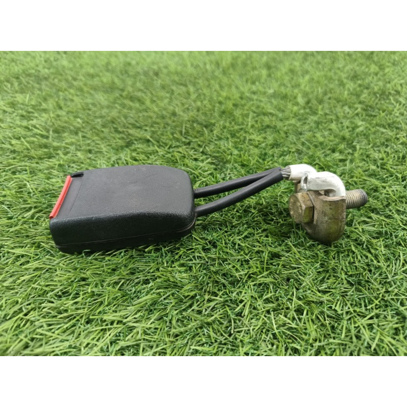 Замок паска безпеки (airbag/безопасность) Volkswagen Passat B5 3b0857740