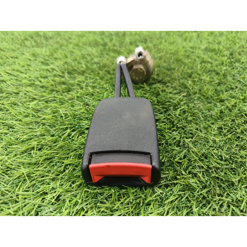 Замок паска безпеки (airbag/безопасность) Volkswagen Passat B5 3b0857740