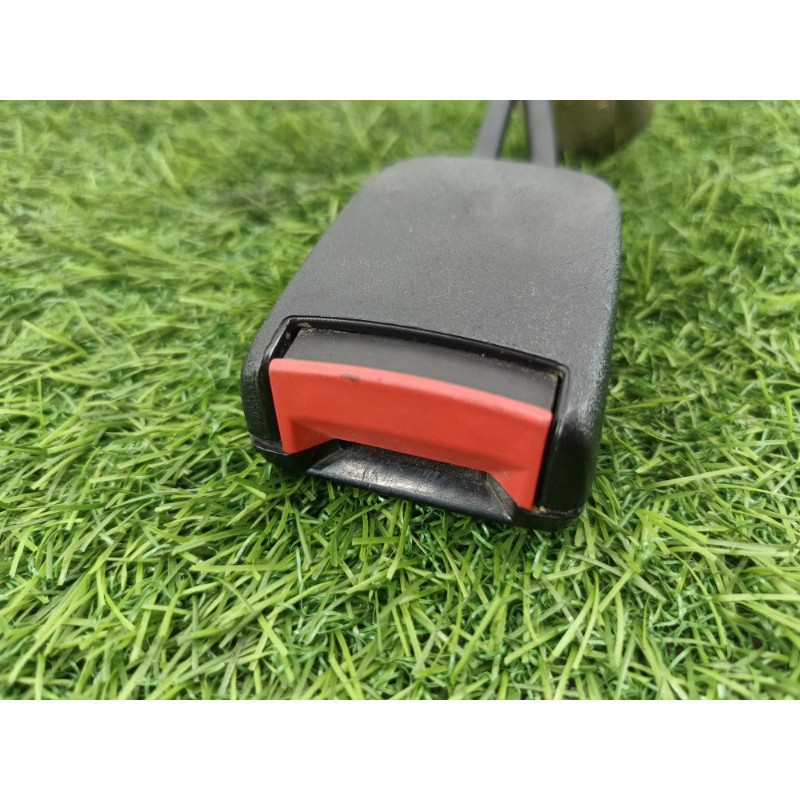 Замок паска безпеки (airbag/безопасность) Volkswagen Passat B5 3b0857740