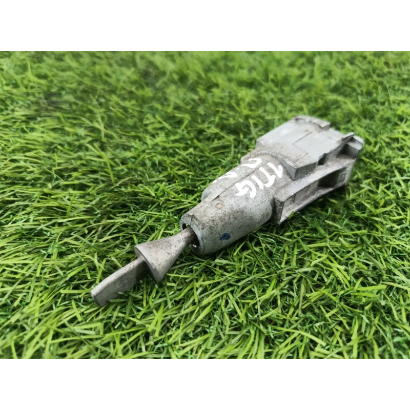 Личинка замка двери (кузов и элементы) Volkswagen Tiguan 5N 2011 1.4 CAVA 5n0837167