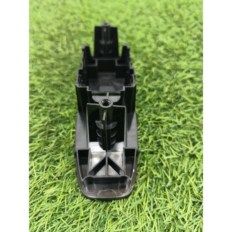 Накладка кнопок склопідйомника (салон) Subaru Forester SK 2020 2.5 83472FL000