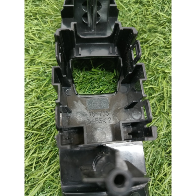 Накладка кнопок склопідйомника (салон) Subaru Forester SK 2020 2.5 83472FL000