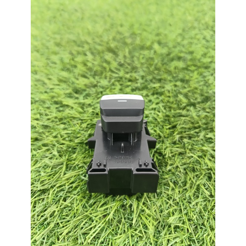 Кнопка стеклоподъемника (электрика / кнопки) Subaru Forester SK 2020 2.5 83071SJ420