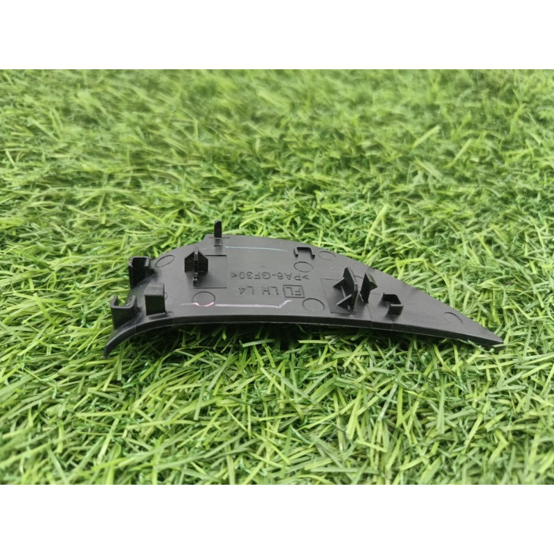 Заглушка внутрішньої ручки (салон) Subaru Forester SK 2020 2.5 61120FL010TP