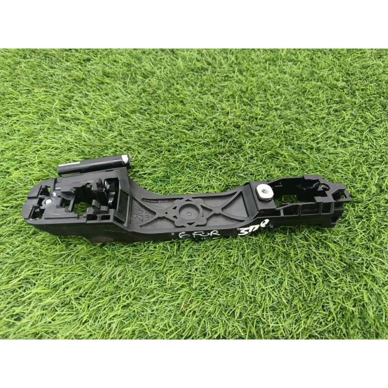 Кронштейн ручки двери (кузов и элементы) Subaru Forester SK 2020 2.5 62142SJ000