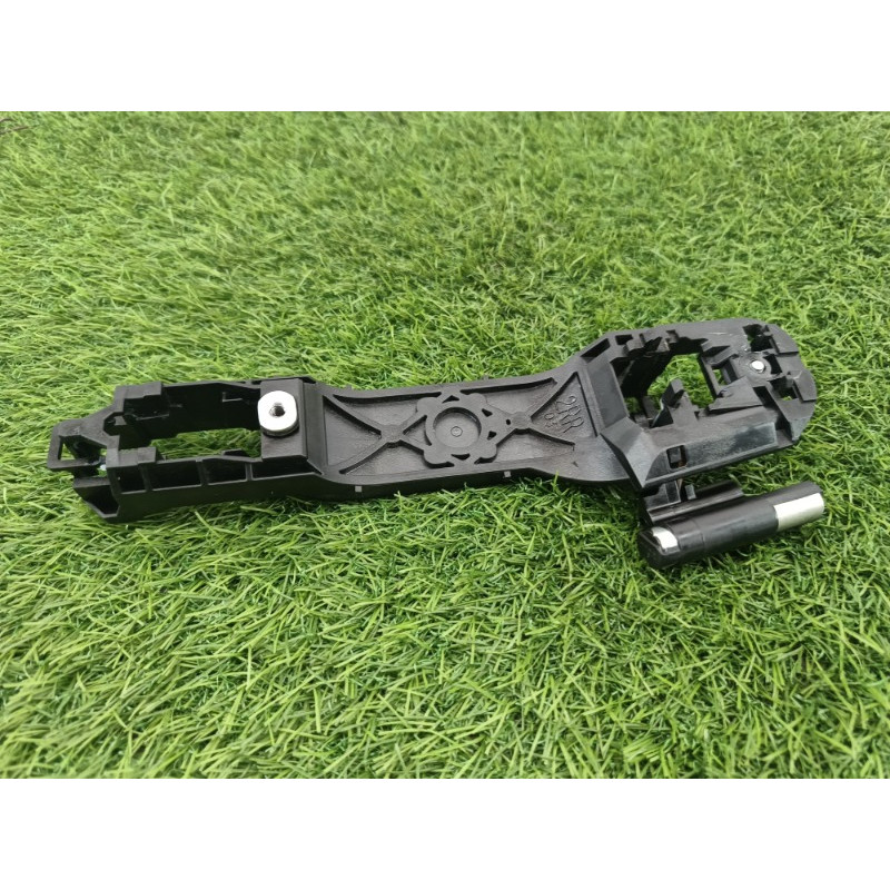Кронштейн ручки двери (кузов и элементы) Subaru Forester SK 2020 2.5 62142SJ000
