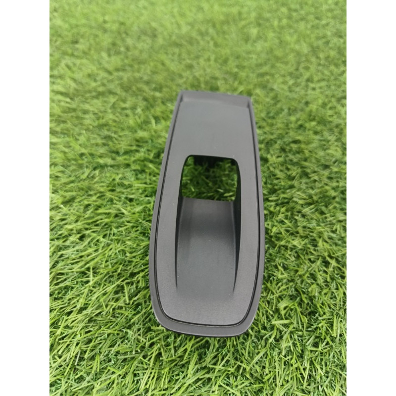 Накладка кнопок склопідйомника (салон) Subaru Forester SK 2020 2.5 83472FL000