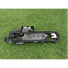 Кронштейн ручки двери