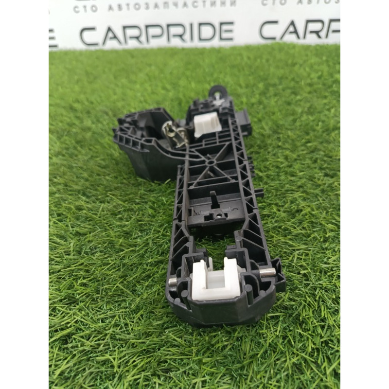 Кронштейн ручки двери (кузов и элементы) Mercedes-Benz E-class w212 2013 2.2 CDI a2047602134