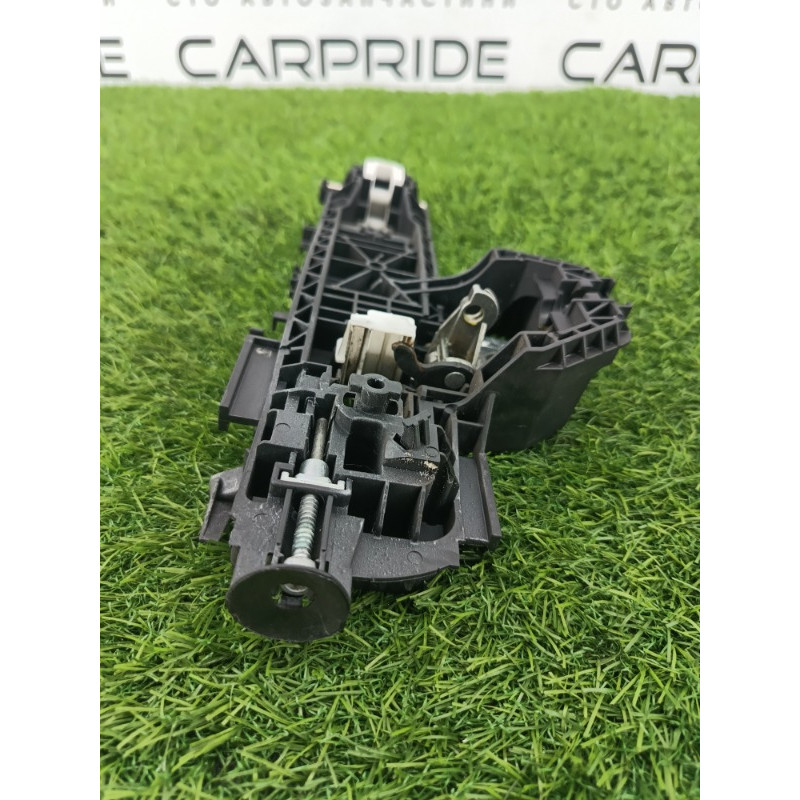 Кронштейн ручки двери (кузов и элементы) Mercedes-Benz E-class w212 2013 2.2 CDI a2047602134