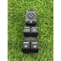 Блок кнопок стеклоподъемников