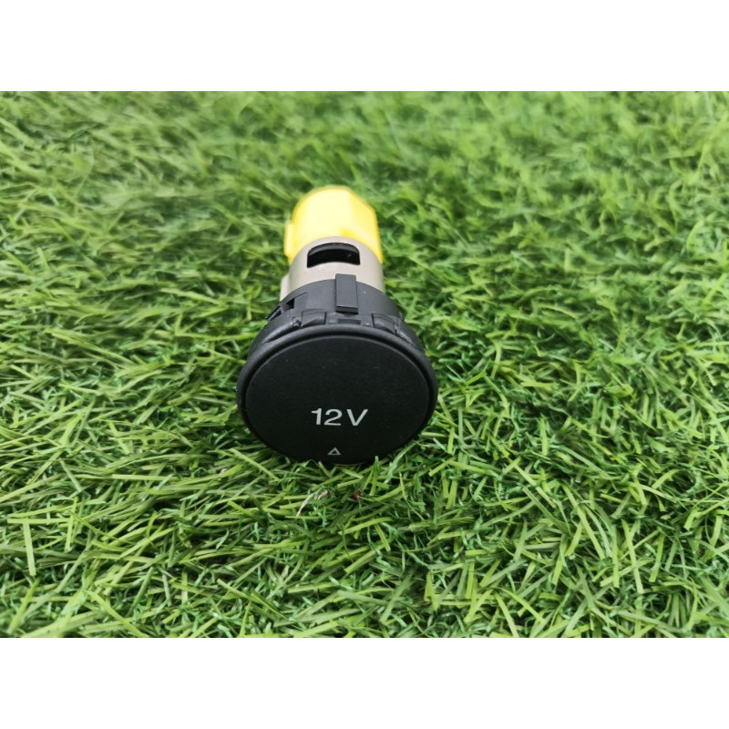 Розетка (электрика) Ford Ecosport B515 2018 1.0L F1EZ-19N236-A