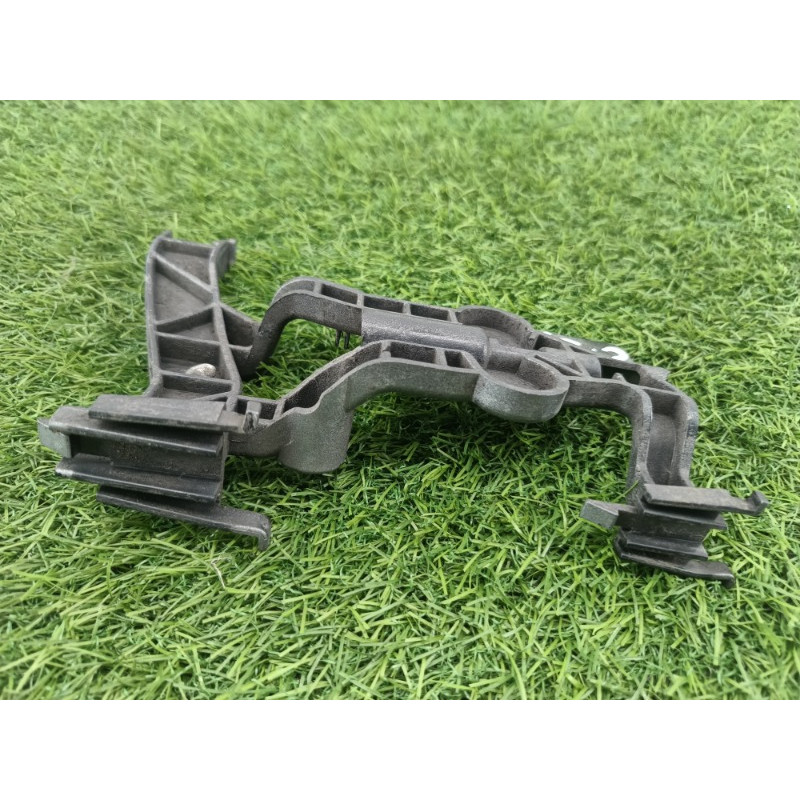 Крепление бампера (кузов и элементы) Mercedes-Benz E-class w212 2013 2.2 CDI a2128854614