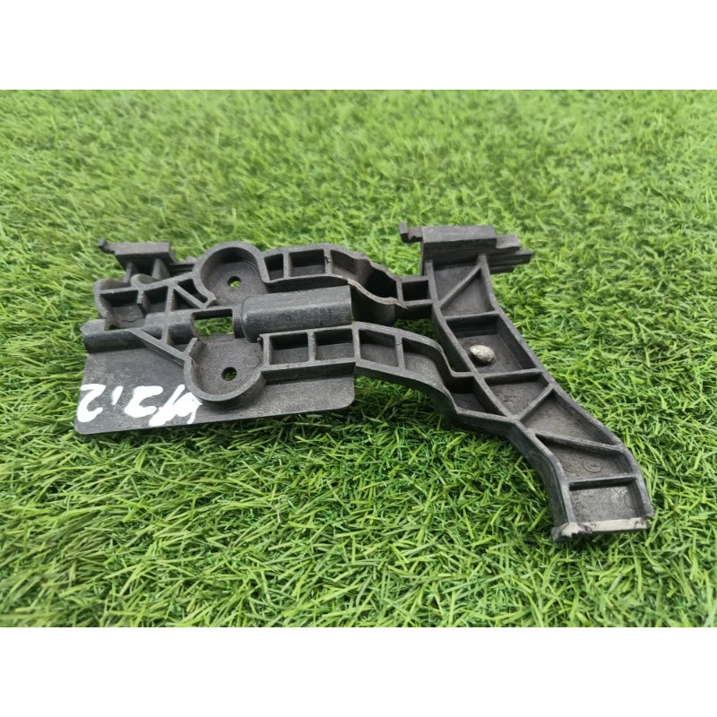 Крепление бампера (кузов и элементы) Mercedes-Benz E-class w212 2013 2.2 CDI a2128854614