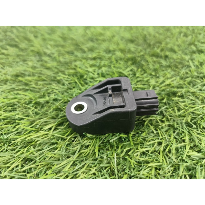 Датчик удара (электрика / датчики) Subaru Forester SJ 98237yc010