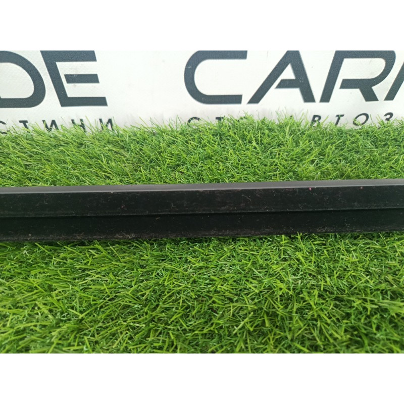 Молдинг стекла внутренний (наружные элементы кузова) Ford ESCAPE MK4 2020 1.5 LJ6Z7821457B