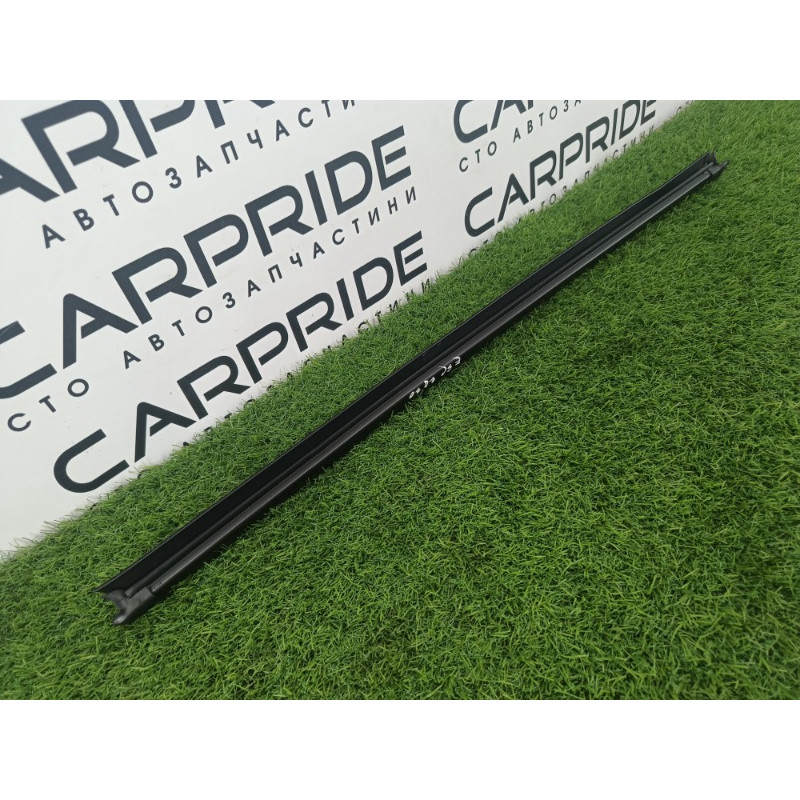 Молдинг стекла внутренний (наружные элементы кузова) Ford ESCAPE MK4 2020 1.5 LJ6Z7821457B