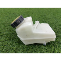 Бачок тормозной жидкости