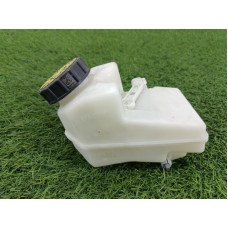 Бачок тормозной жидкости