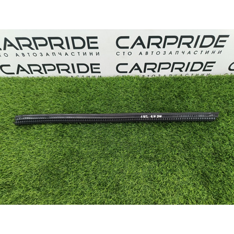 Молдинг стекла внутренний (наружные элементы кузова) AUDI A6 C7 2011 2.0 tdi 4g0839480b