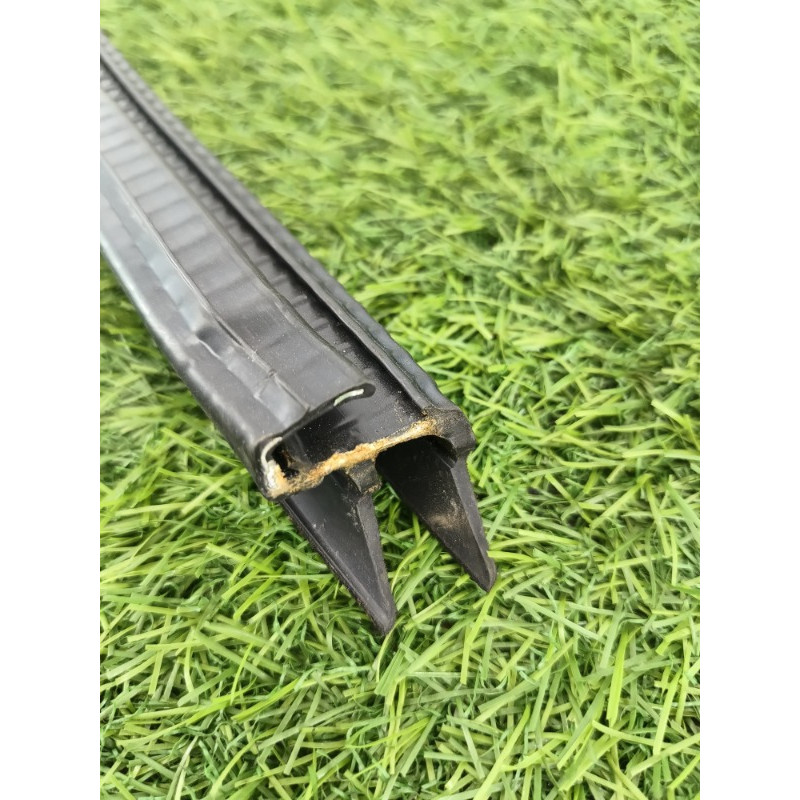 Молдинг стекла внутренний (наружные элементы кузова) AUDI A6 C7 2011 2.0 tdi 4g0839480b