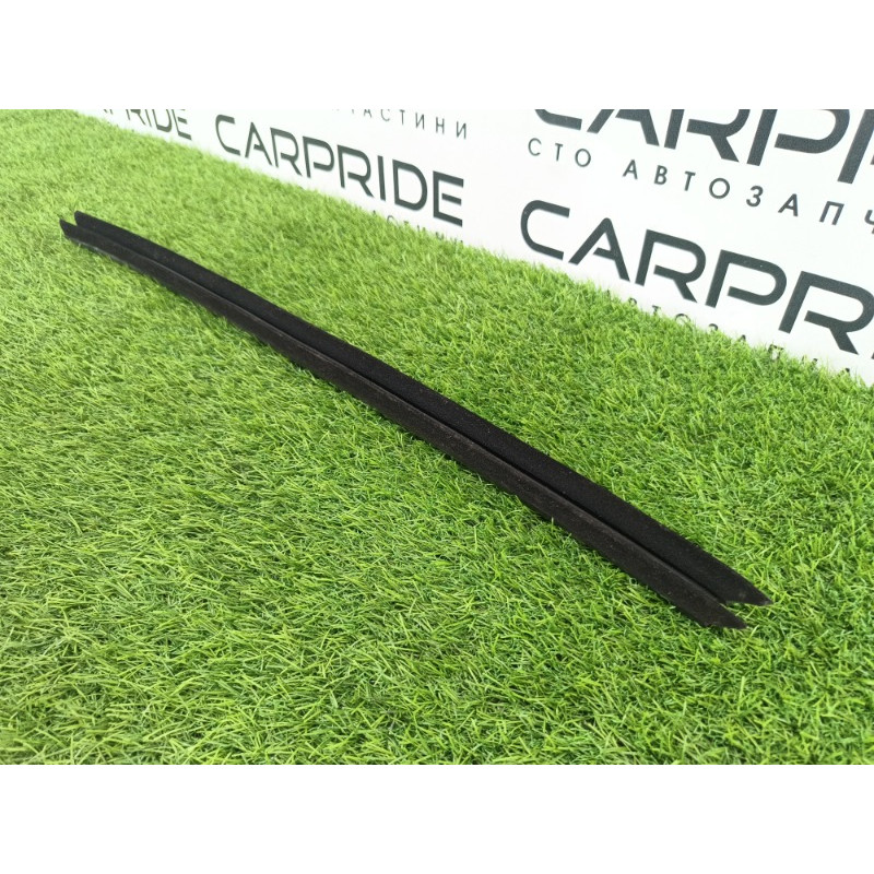 Молдинг стекла внутренний (наружные элементы кузова) AUDI A6 C7 2011 2.0 tdi 4G0839479B