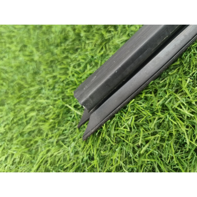 Молдинг стекла внутренний (наружные элементы кузова) AUDI A6 C7 2011 2.0 tdi 4G0839479B