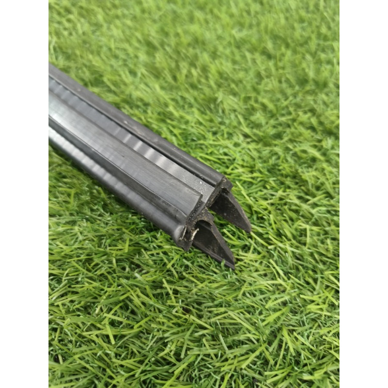 Молдинг стекла внутренний (наружные элементы кузова) AUDI A6 C7 2011 2.0 tdi 4G0839479B