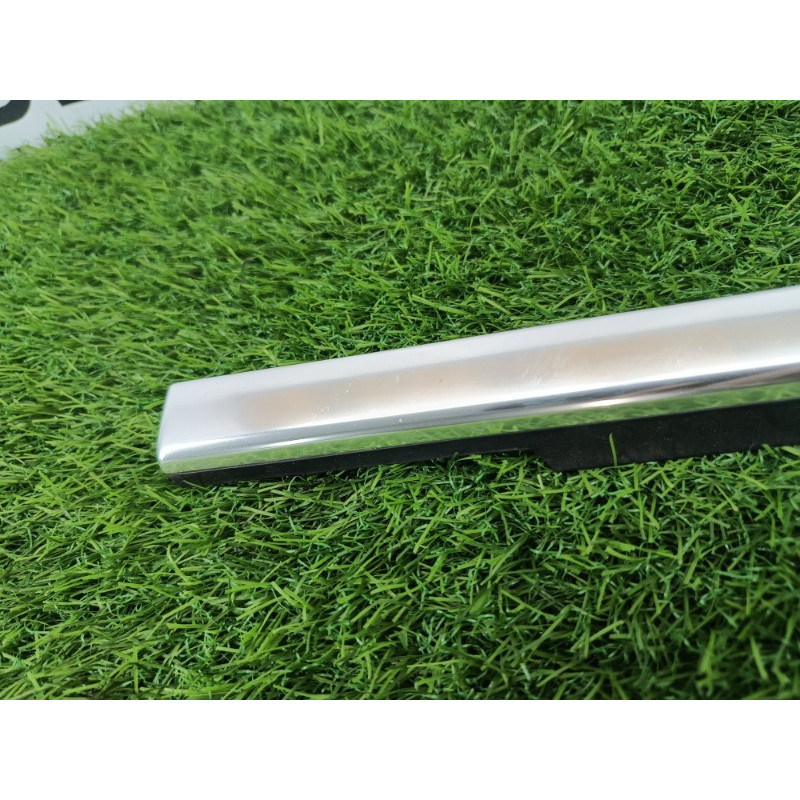 Молдинг стекла (кузов и элементы) Mercedes-Benz E-class w212 2013 2.2 CDI