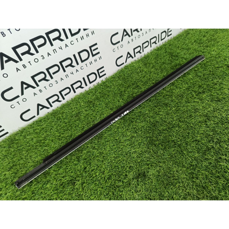 Молдинг стекла (кузов и элементы) Mercedes-Benz E-class w212 2013 2.2 CDI