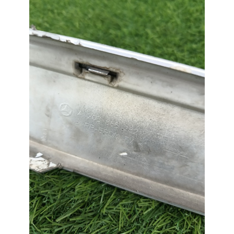 Молдинг бампера (кузов и элементы) Mercedes-Benz C-class W203 1.8 M111.951 a2038852821