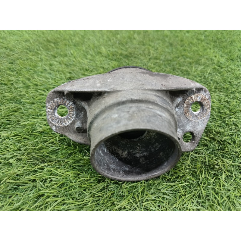 Опора стойки (подвеска) AUDI A6 C7 2011 2.0 tdi 4g0513353a