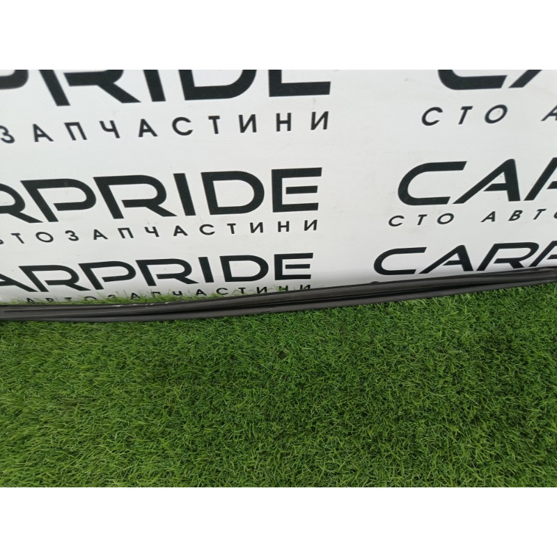 Ущільнювач скла дверей (кузов і елементи) Subaru Forester SK 2020 2.5 63527SJ020